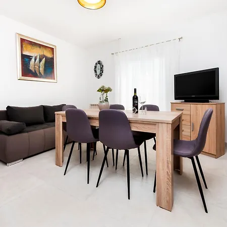 Apartment Ivo Rovinj Exterior photo